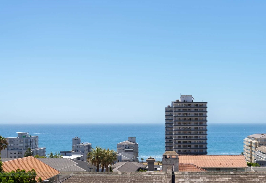 3 Bedroom Property for Sale in Sea Point Western Cape